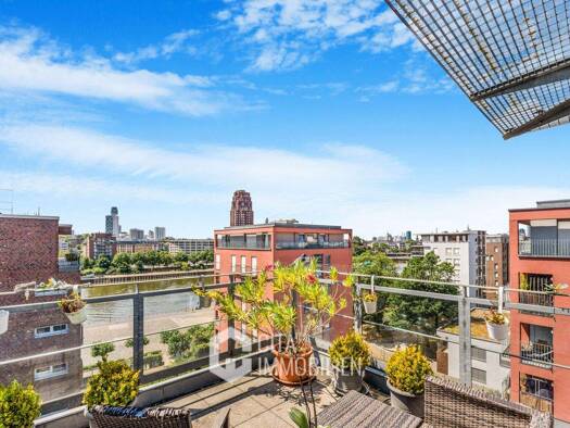 Penthouse zum Kauf 1.870.000 € 4 Zimmer 150 m² 7. Geschoss Ostend Frankfurt am Main 60314