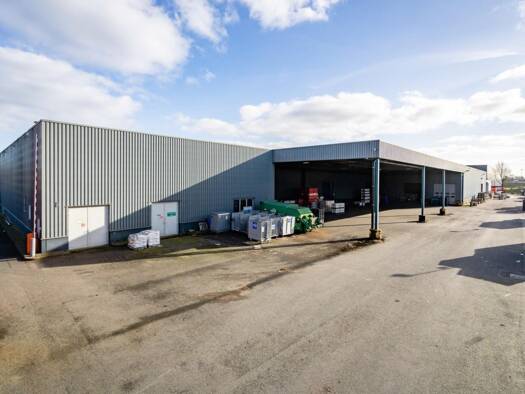 Lagerhalle zur Miete 7.000 m² Lagerfläche teilbar ab 2.000 m² Neustadt-Stadt Neustadt an der Weinstraße 67433