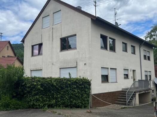 Mehrfamilienhaus zum Kauf 650.000 € 15 Zimmer 250 m² 1.218 m² Grundstück Dettingen an der Erms 72581