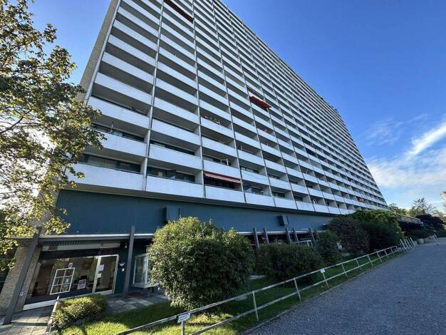 Wohnung zur Miete 1.300 € 1 Zimmer 36 m² frei ab 01.04.2026 Drygalski-Allee 118 Thalk.Obersendl.-Forsten-Fürstenr.-Solln München 81477