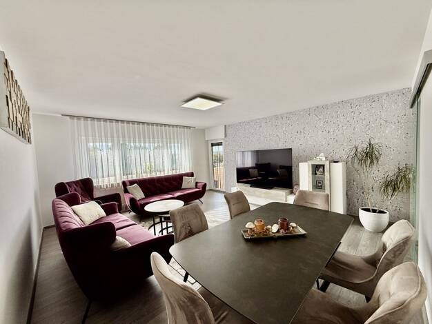 Wohnung zum Kauf 325.000 € 4,5 Zimmer 105 m² 2. Geschoss Sinsheim Sinsheim 74889