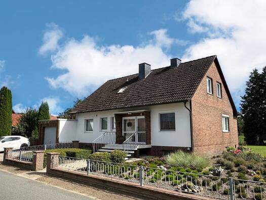 Einfamilienhaus zum Kauf 199.000 € 6 Zimmer 145 m² 918 m² Grundstück Eldingen 29351