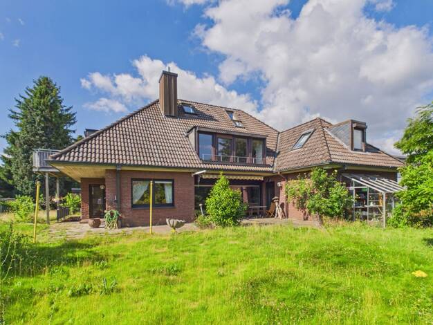 Mehrfamilienhaus zum Kauf 949.000 € 9 Zimmer 256 m² 1.519 m² Grundstück Reetkükenweg 21 Hausbruch Hamburg 21147