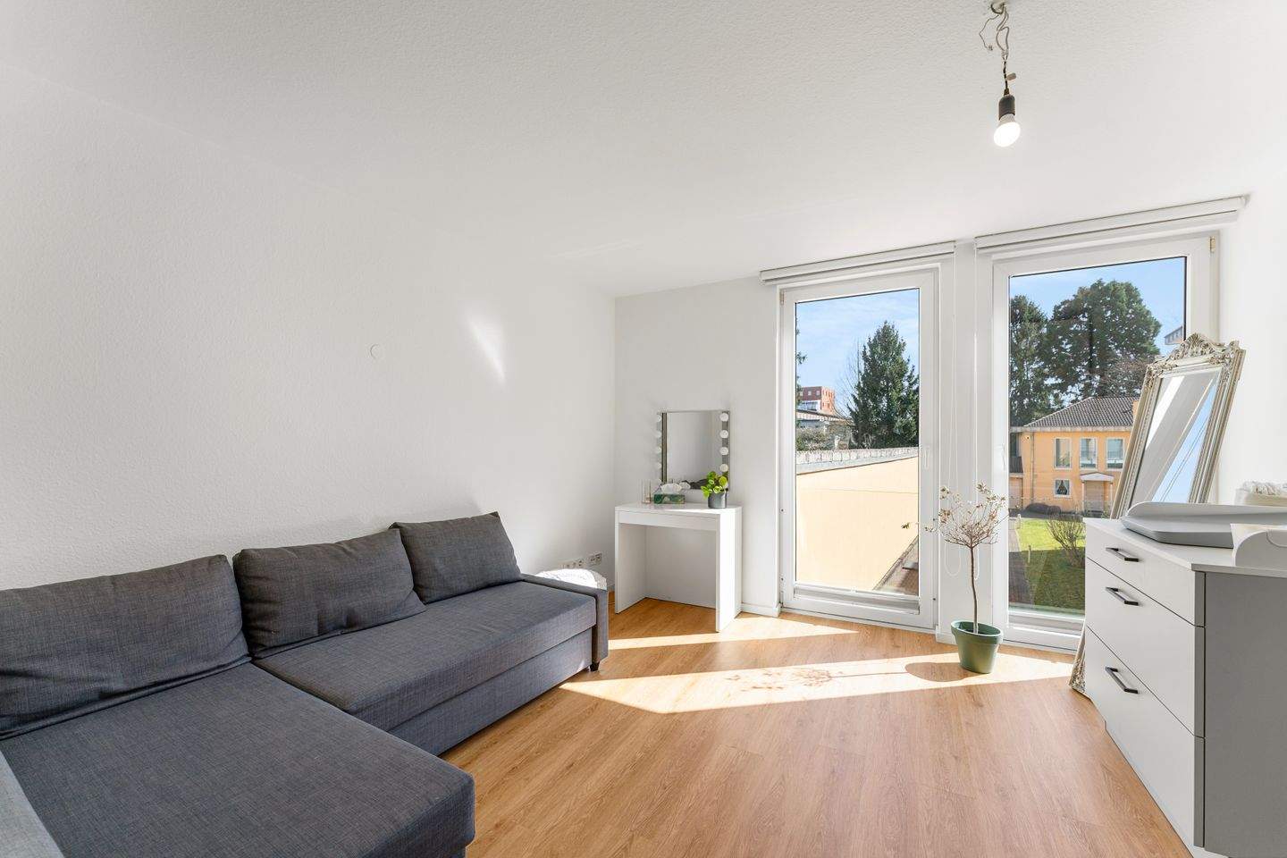 Property thumbnail 8