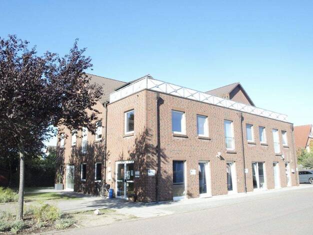 Bürofläche zur Miete 9,75 € 5 Zimmer 200 m² Bürofläche Häcklingen Lüneburg / Häcklingen 21335