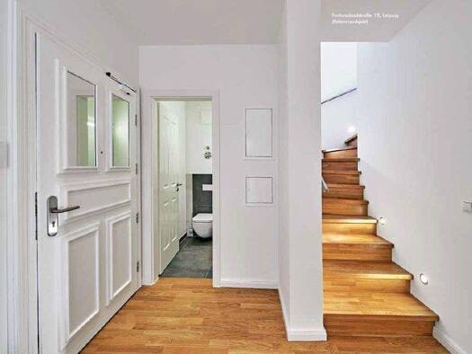 Wohnung zur Miete 980 € 5,5 Zimmer 110,8 m² 2. Geschoss frei ab 01.12.2026 Friedrich-August-Straße 14 Rochlitz Rochlitz 09306