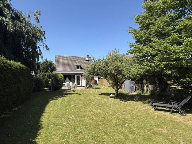 Einfamilienhaus zum Kauf 375.000 € 5 Zimmer 126 m² 786 m² Grundstück Xanten 46509