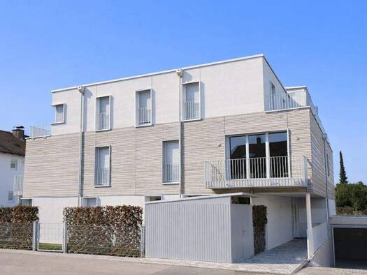 Wohnung zur Miete - Erstbezug 1.790 € 2 Zimmer 61 m² 1. Geschoss frei ab sofort Gartenstadtstraße Trudering-Riem München 81825