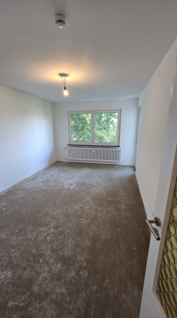 Wohnung zur Miete 399 € 2 Zimmer 57 m²<br/>Wohnfläche 2.<br/>Geschoss 01.02.2025<br/>Verfügbarkeit Eichenstr. 29 Hochheide Duisburg 47198