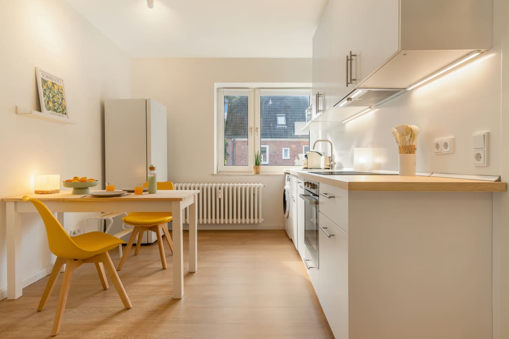 Wohnung zur Miete Wohnen auf Zeit 1.295 € 2 Zimmer 43 m²<br/>Wohnfläche 01.06.2025<br/>Verfügbarkeit Sören Ellerbek Kiel 24148