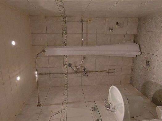 Wohnung zur Miete 392 € 2 Zimmer 49 m² EG frei ab 01.01.2026 M.-Gorki-Ring 5 Neustrelitz 17235