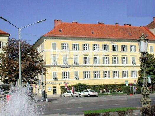 Wohnung zur Miete 528 € 2,5 Zimmer 86,5 m² 3. Geschoss Burggasse 17 Innere Stadt Graz 8010