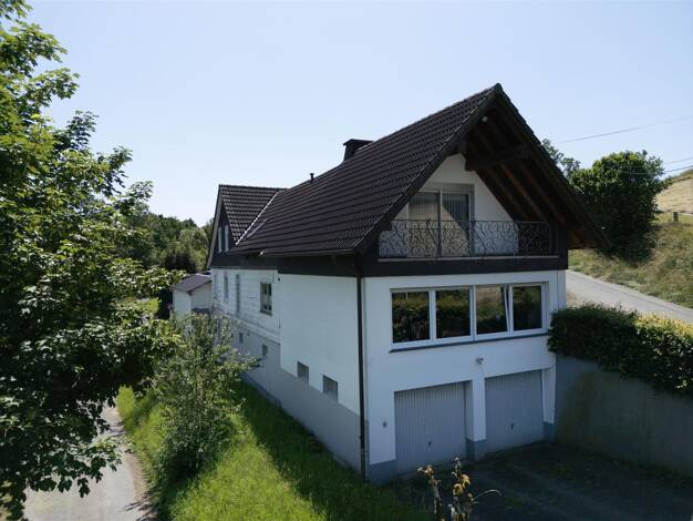 Einfamilienhaus zum Kauf 155.000 € 9 Zimmer 210 m² 1.268 m² Grundstück Dorlar Schmallenberg 57392