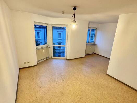 Wohnung zur Miete 440 € 1 Zimmer 30,1 m² Geschoss 3/5 frei ab 01.12.2025 Trimbergstraße 5 Bamberg 96050
