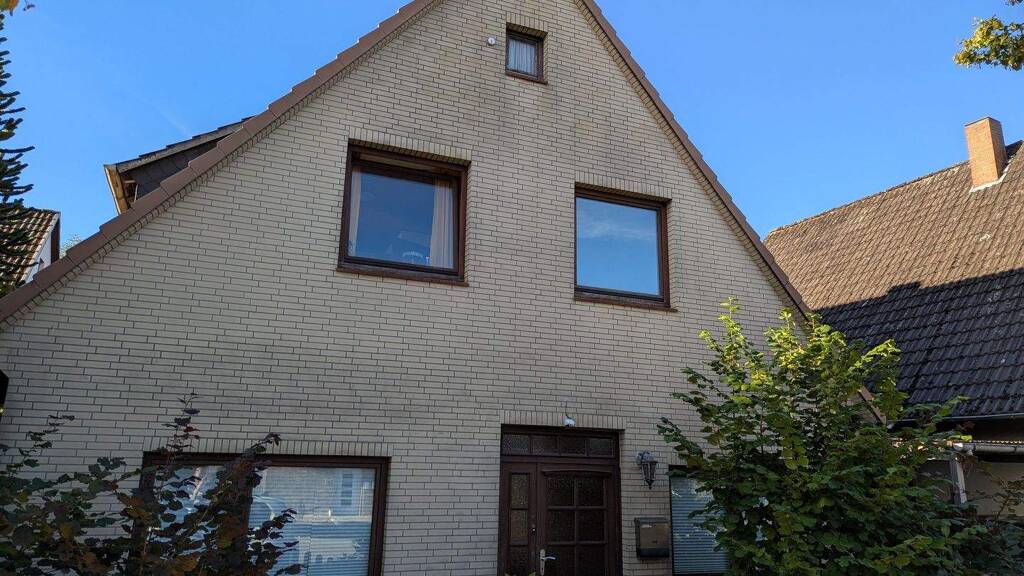 Mehrfamilienhaus zum Kauf 179.000 € 8 Zimmer 147,9 m² 1.387 m² Grundstück Beverstedt 27616