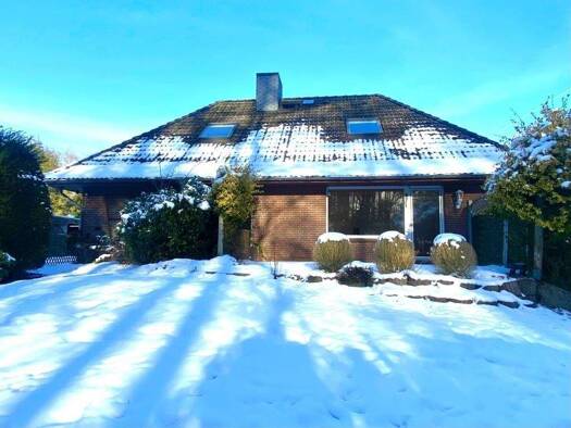 Mehrfamilienhaus zum Kauf 469.000 € 5 Zimmer 148,6 m² 1.585 m² Grundstück Schloßstraße 33 Tremsbüttel 22967