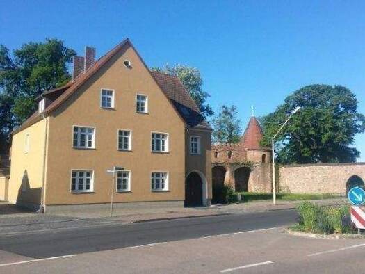 Wohnung zur Miete 657 € 3 Zimmer 101 m² frei ab sofort Breite Straße 69 Zerbst Zerbst/Anhalt 39261