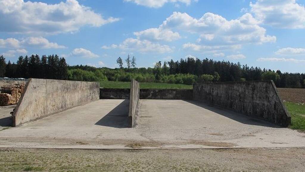 Halle/Industriefläche zur Miete 1 € 360 m² Lagerfläche teilbar ab 150 m² Aindling 86447