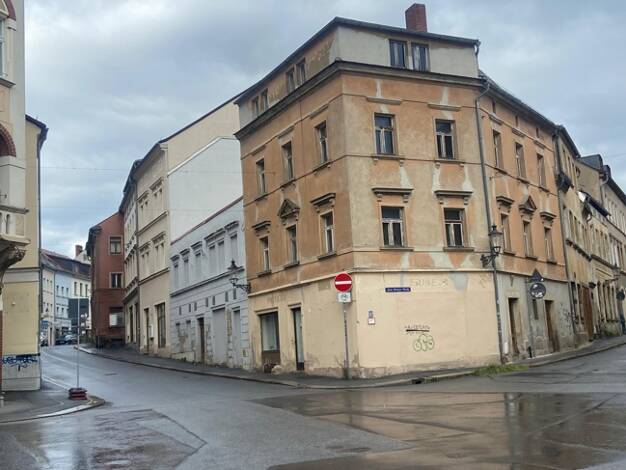 Mehrfamilienhaus zum Kauf als Kapitalanlage geeignet 250.000 € 14 Zimmer 765 m² 400 m² Grundstück Zittau Zittau 02763