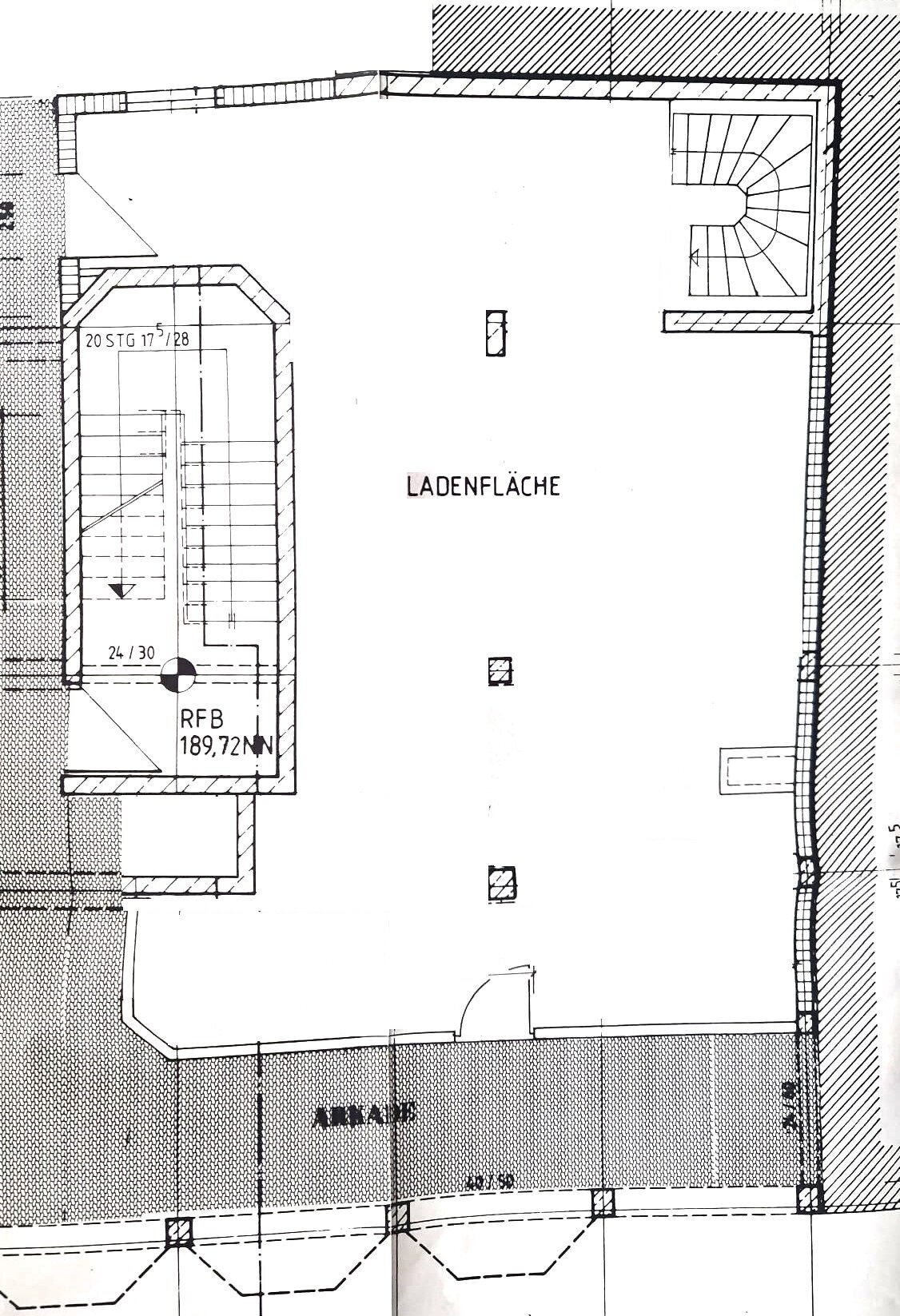 Laden zur Miete 11,33 € 4 Zimmer 125 m²<br/>Verkaufsfläche Kelkheim Kelkheim 65779