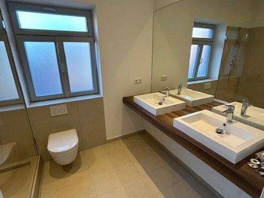 Wohnung zur Miete 950 € 3 Zimmer 77 m² 2. Geschoss frei ab sofort Schwabacher Straße 35 Innenstadt Fürth 90762