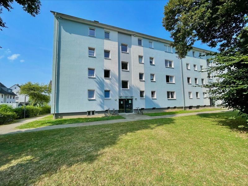 Wohnung zur Miete 645,84 € 3 Zimmer 69,8 m²<br/>Wohnfläche 3.<br/>Geschoss 02.12.2024<br/>Verfügbarkeit Oderstraße 28 Rheindorf Leverkusen 51371