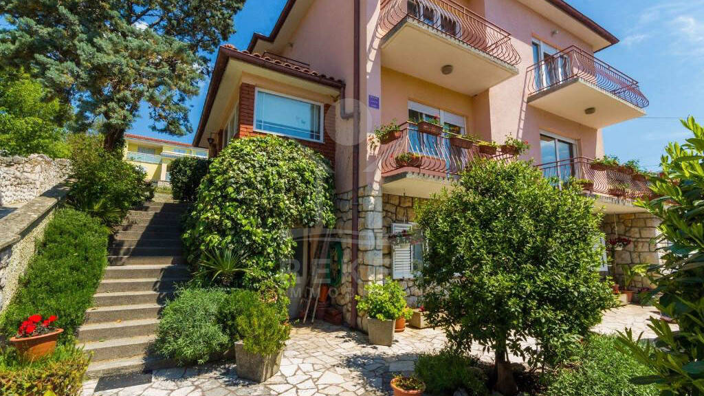 Mehrfamilienhaus zum Kauf 550.000 € 7 Zimmer 250 m² 460 m² Grundstück Novi Vinodolski