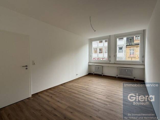 Studio zur Miete - Erstbezug 352 € 1 Zimmer 17,3 m² 1. Geschoss frei ab sofort Richard-Wagner-Straße 9 City Bayreuth 95444