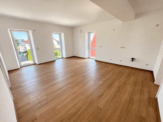 Wohnung zum Kauf - Erstbezug provisionsfrei 299.500 € 3 Zimmer 67 m² Geschoss 1/2 frei ab sofort Neuhauser Hauptstraße 27 Neuhaus Adelsdorf 91325