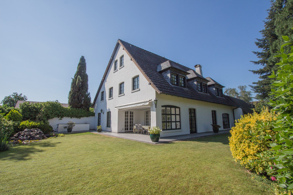 Villa zum Kauf 1.290.000 € 9,5 Zimmer 340 m²<br/>Wohnfläche 1.360 m²<br/>Grundstück Kempen Kempen 47906