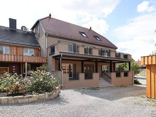 Einfamilienhaus zur Miete 2.900 € 7 Zimmer 300 m² 600 m² Grundstück frei ab sofort Linderbach Erfurt 99098