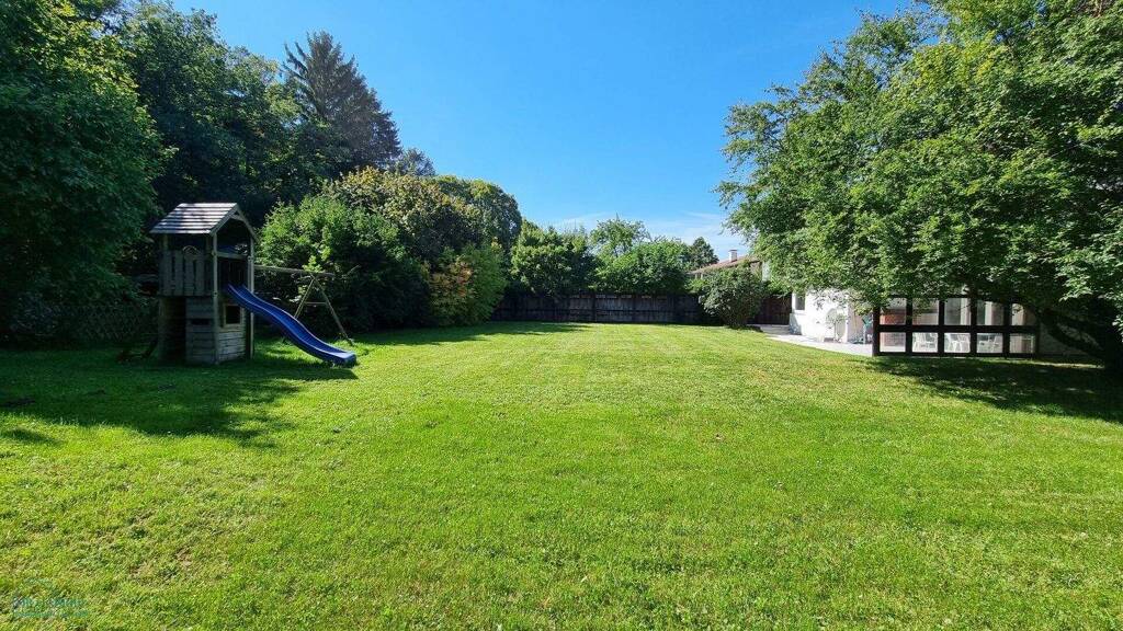 Haus zur Miete 2.767 € 6 Zimmer 235 m² 2.000 m² Grundstück Bisamberg 2100