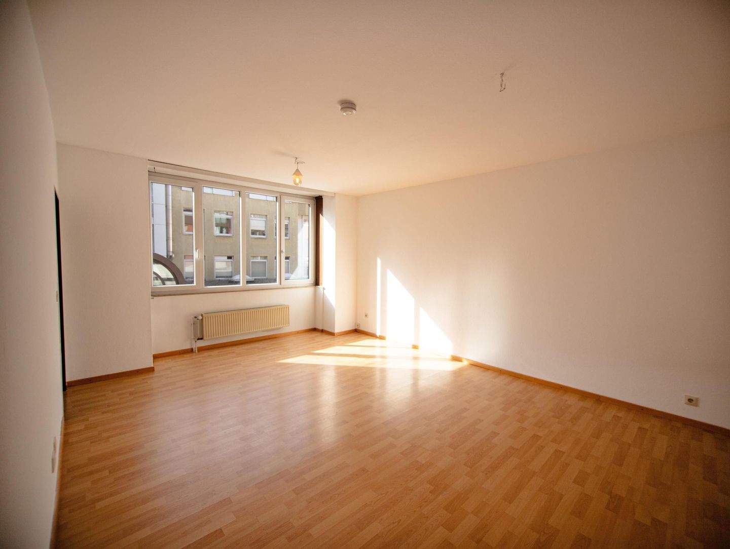 Immobilie in Peine - Attraktives Apartment mit Potenzial - 1-Zimmer-Wohnung im Herzen von Peine - Bild 2