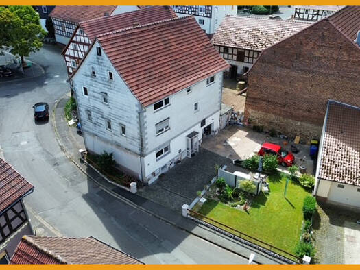Einfamilienhaus zum Kauf provisionsfrei 97.900 € 5 Zimmer 161,2 m² 352 m² Grundstück Wiera Schwalmstadt / Wiera 34613