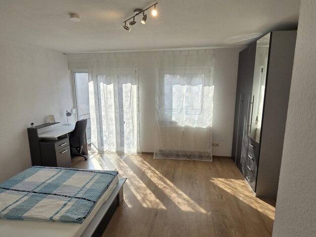 Studio zur Miete 500 € 1 Zimmer 28 m² 3. Geschoss Lange Straße 74 Innenstadt Fürth 90762