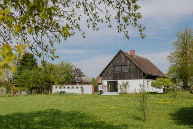 Einfamilienhaus zum Kauf 265.000 € 3 Zimmer 90 m² 1.675 m² Grundstück Zum Tempel 1 Boissow Boissow 19246