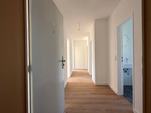 Wohnung zur Miete 812 € 4 Zimmer 89,2 m² 2. Geschoss Wilhelm-Schech-Straße 7 Landau 76829