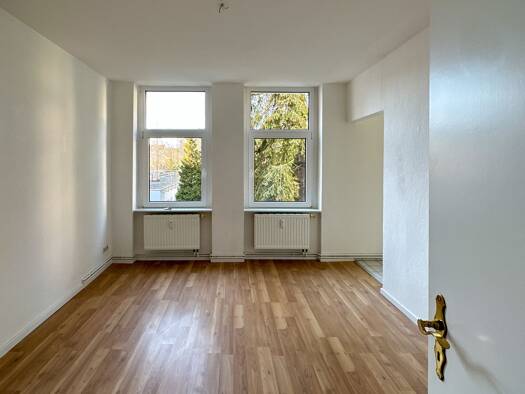 Wohnung zur Miete 350 € 2 Zimmer 45 m² 1. Geschoss Alexander-Puschkin-Straße 7 Stadtfeld Ost Stadtfeld Ost 39108