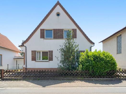 Einfamilienhaus zum Kauf 398.000 € 4 Zimmer 116 m² 664 m² Grundstück Gernsheim Gernsheim 64579