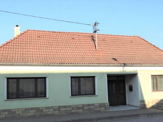 Einfamilienhaus zum Kauf 199.900 € 5,5 Zimmer 1.110 m² Grundstück Obritz 2061