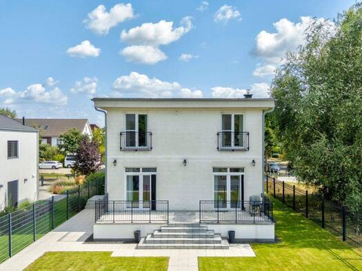 Haus zum Kauf 2.390.000 € 9 Zimmer 317 m² 776 m² Grundstück frei ab 01.01.2026 Nördliche Innenstadt Potsdam 14467