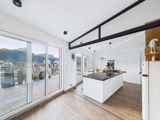 WG-Zimmer zum Kauf 1.390.000 € 3 Zimmer 203 m² frei ab sofort Bad Reichenhall 83435