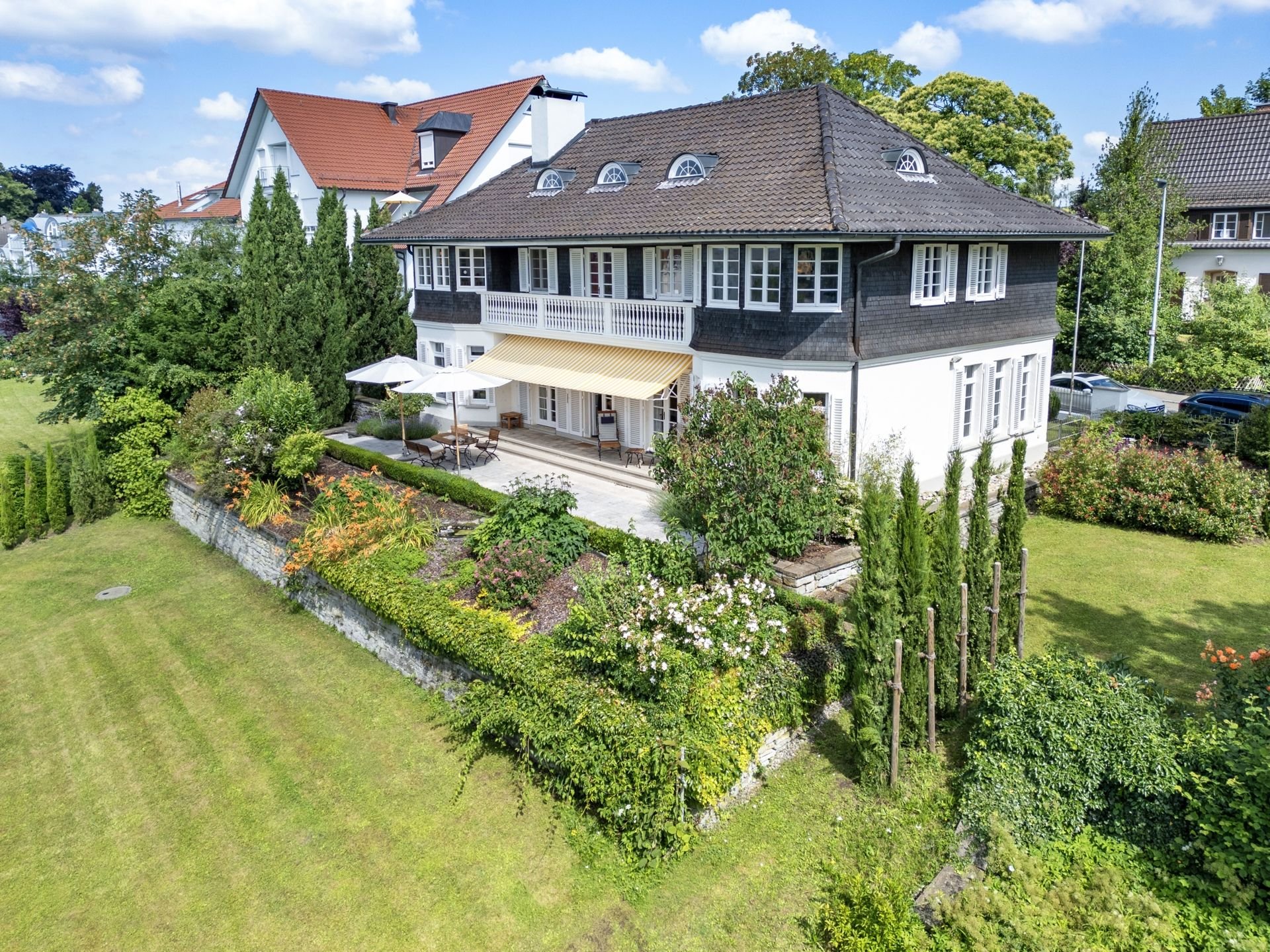 Villa zum Kauf 3.180.000 € 9 Zimmer 253 m²<br/>Wohnfläche 1.810 m²<br/>Grundstück Friedrichshafen - West 1 Friedrichshafen 88045