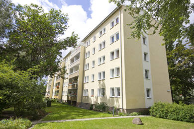 Wohnung zur Miete 338 € 2 Zimmer 48,2 m² 5. Geschoss Saturnstr. 20 Trotha Halle (Saale) 06118