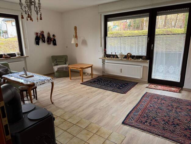 Wohnung zum Kauf 128.900 € 2 Zimmer 66,9 m² 1. Geschoss frei ab sofort Bischofsgrün 95493
