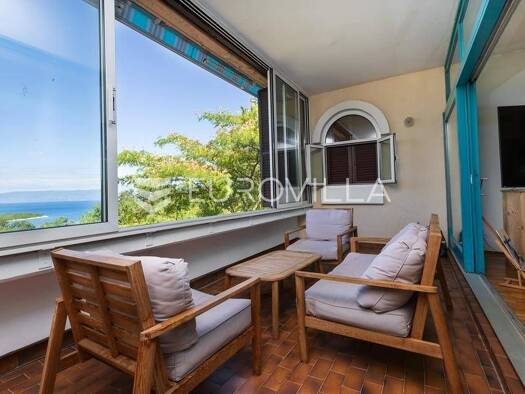 Haus zum Kauf 1.500.000 € 3 Zimmer 300 m² Njivice Njivice 51000