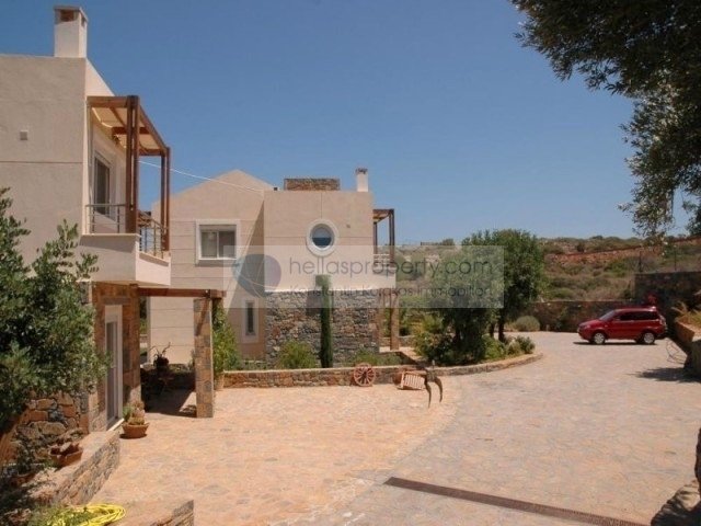 Villa zum Kauf 1.250.000 € 10 Zimmer 500 m²<br/>Wohnfläche 4.000 m²<br/>Grundstück Agios Nikolaos - Elounda 72100