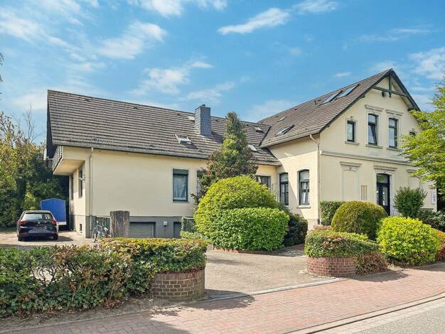 Wohn- und Geschäftshaus zum Kauf als Kapitalanlage geeignet 1.050.000 € 19 Zimmer 394 m² 1.005 m² Grundstück Rastede II Rastede 26180