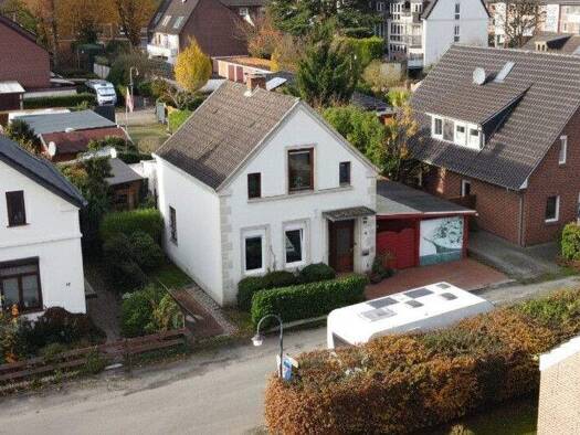 Einfamilienhaus zum Kauf 249.000 € 3,5 Zimmer 110,9 m² 405 m² Grundstück Fähr-Lobbendorf Bremen / Vegesack 28755