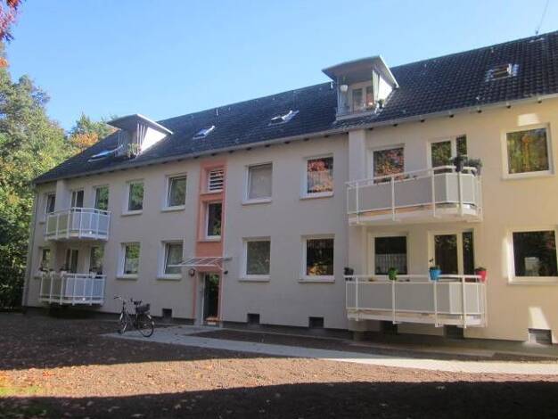 Wohnung zur Miete 700 € 4 Zimmer 68,3 m² 1. Geschoss frei ab 21.10.2026 Allensteiner Ring 23 Wedau Duisburg 47279